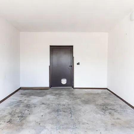 Zen Jacuzzi Retreat Mit Terrasse Garage Und 24 7 Check In Netflix Und